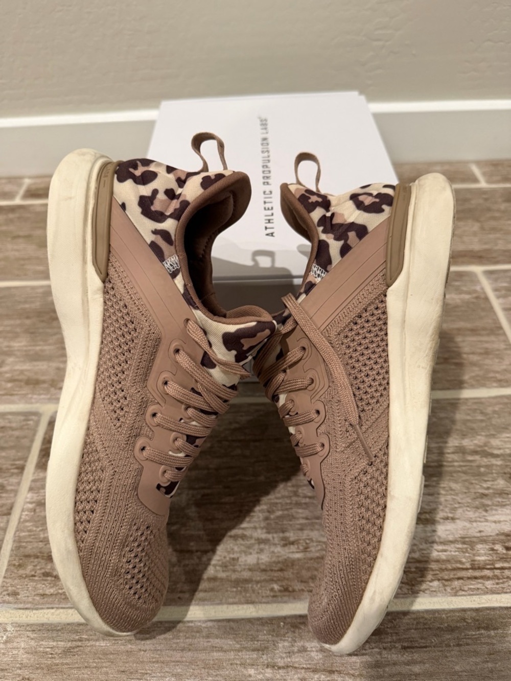 APL Women's Knit Sneakers in Almond Brown with Leopard Print TECHLOOM TRACER - Picture 5 of 5